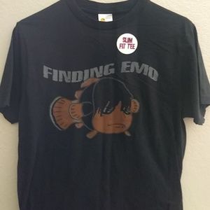 Hot topic Finding Emo gothic t-shirt